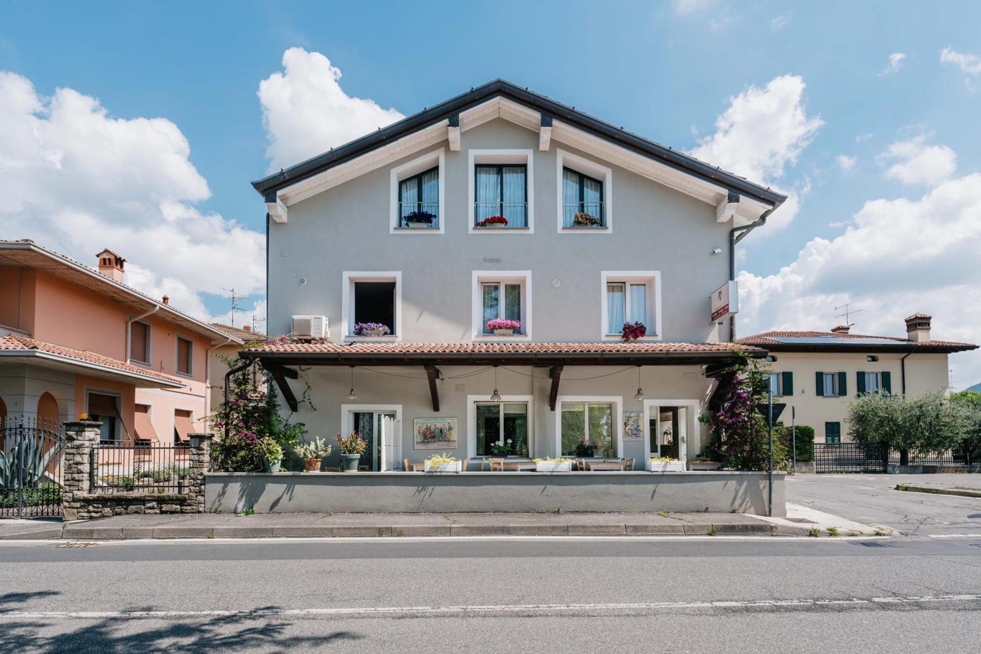 Franciacorta Rooms コルテ・フランカ エクステリア 写真
